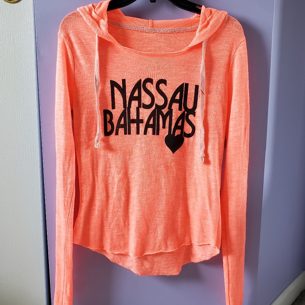 Nassau Bahamas Long Sleeve Top